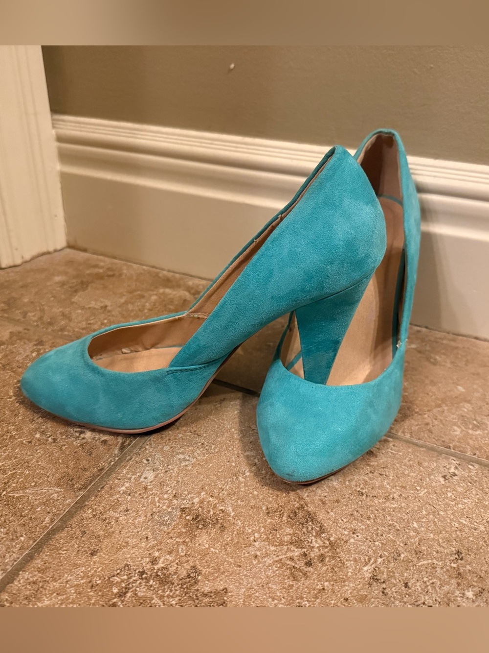 Forever 21 Teal Suede High Heel Pumps